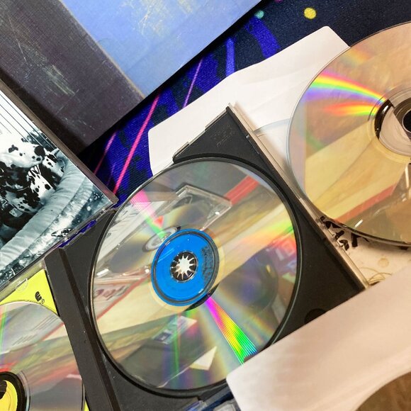 CD LOT PUNK ROCK & REGGAE MUSIC LOT SUBLIME NOFX RANCID THE RAMONES ALBUMS - Picture 13 of 13